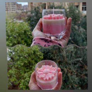 شمعة لافندر معطرة
